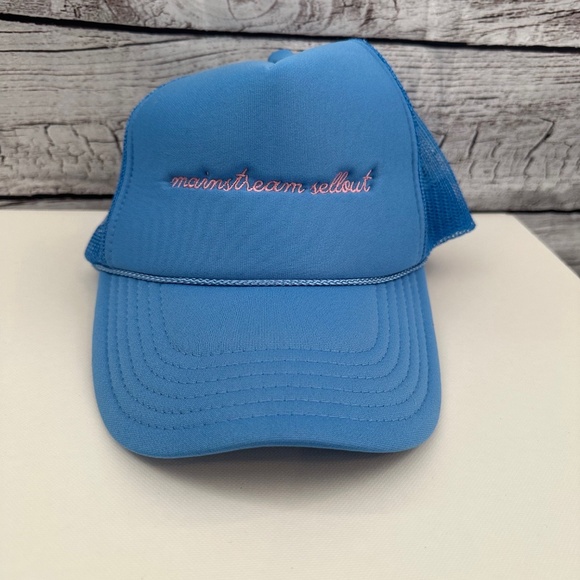 MGK Machine Gun Kelly Mainstream Sellout Trucker Hat OSFA - Picture 1 of 4
